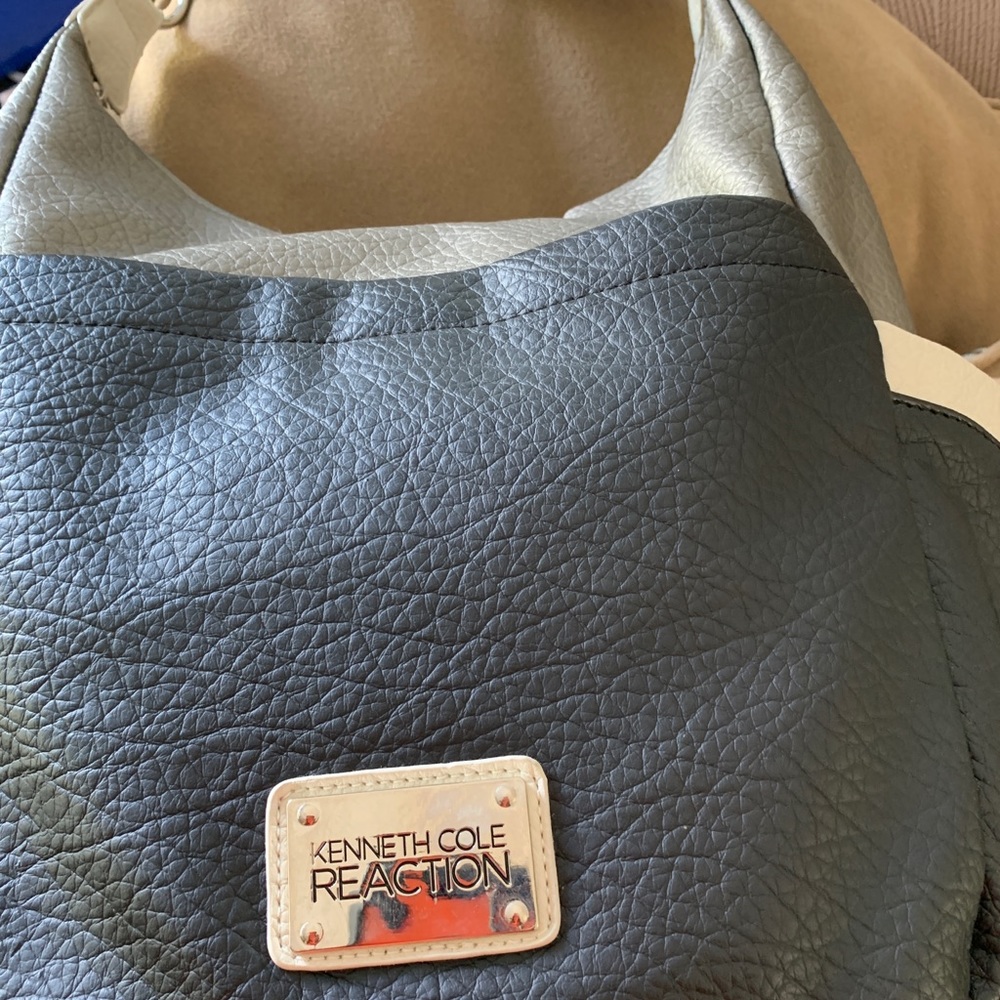 Handbag - Picture 5 of 8